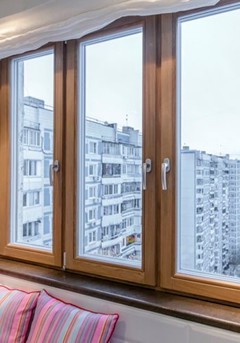 Заказать пластиковые окна на балкон из пластика по цене производителя Хотьково