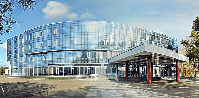 панорамные фасады учебно-тренировочного центра Хотьково