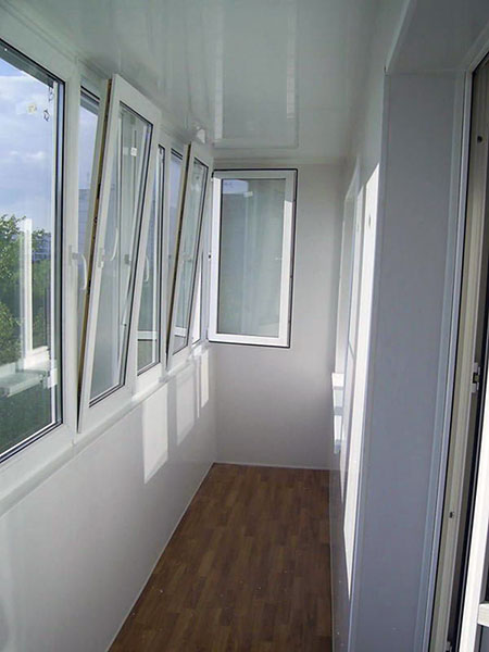 Тёплое и холодное распашное остекление балконов алюминиевым профилем Хотьково